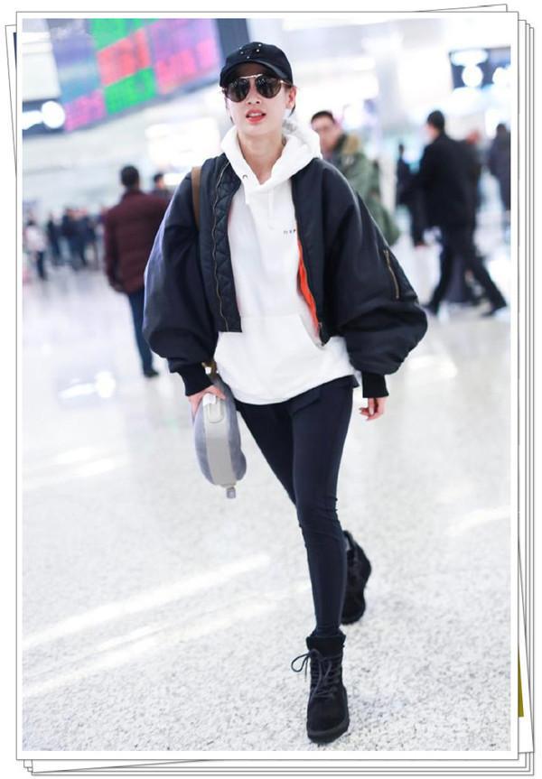 ‘kaiyun开云网页版’布艺沙发清洁保养要注意些什么呢?(图1) kaiyun网页登录入口